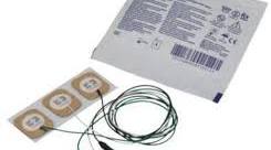 Kendall Prewired Reflective Backing Ekg Electrode With 0.060" Socket, Radiolucent, Square 1" X 1.25", Neonatal, 3 Pk